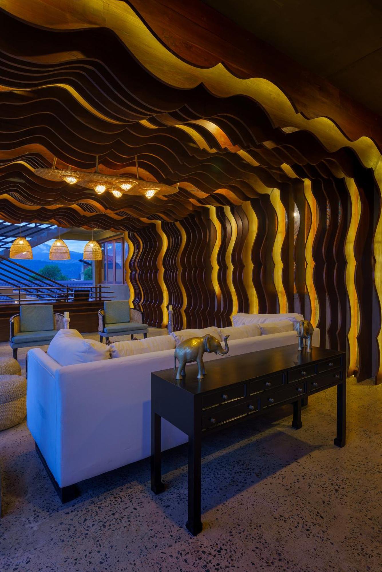 Majentra Ella Hotel Ngoại thất bức ảnh