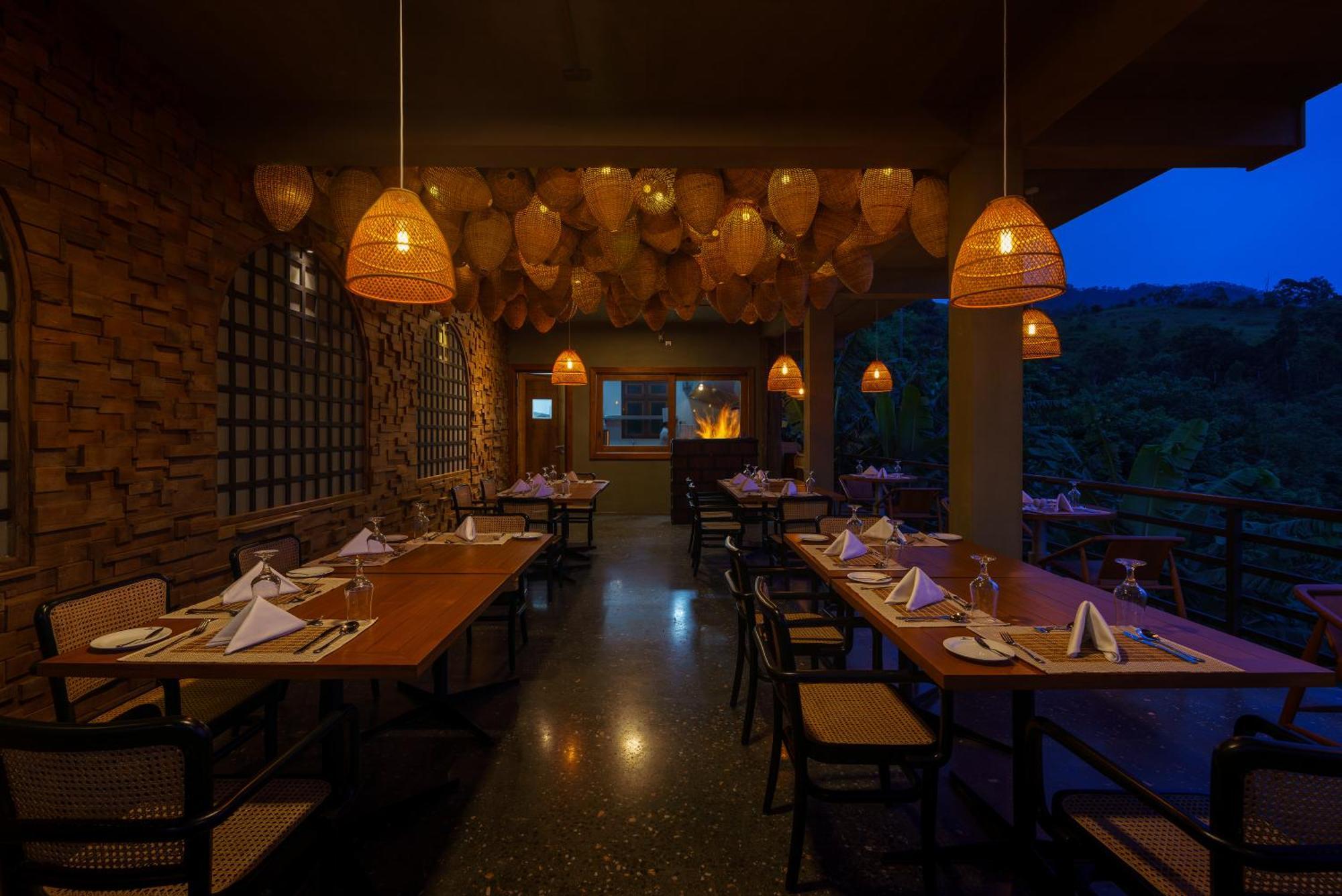 Majentra Ella Hotel Ngoại thất bức ảnh