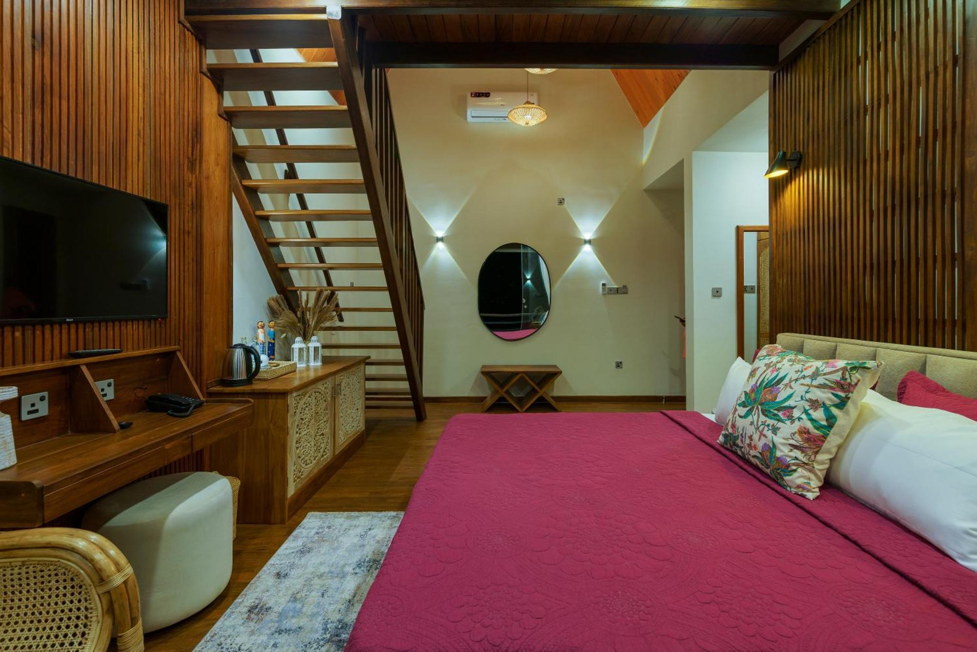 Majentra Ella Hotel Ngoại thất bức ảnh